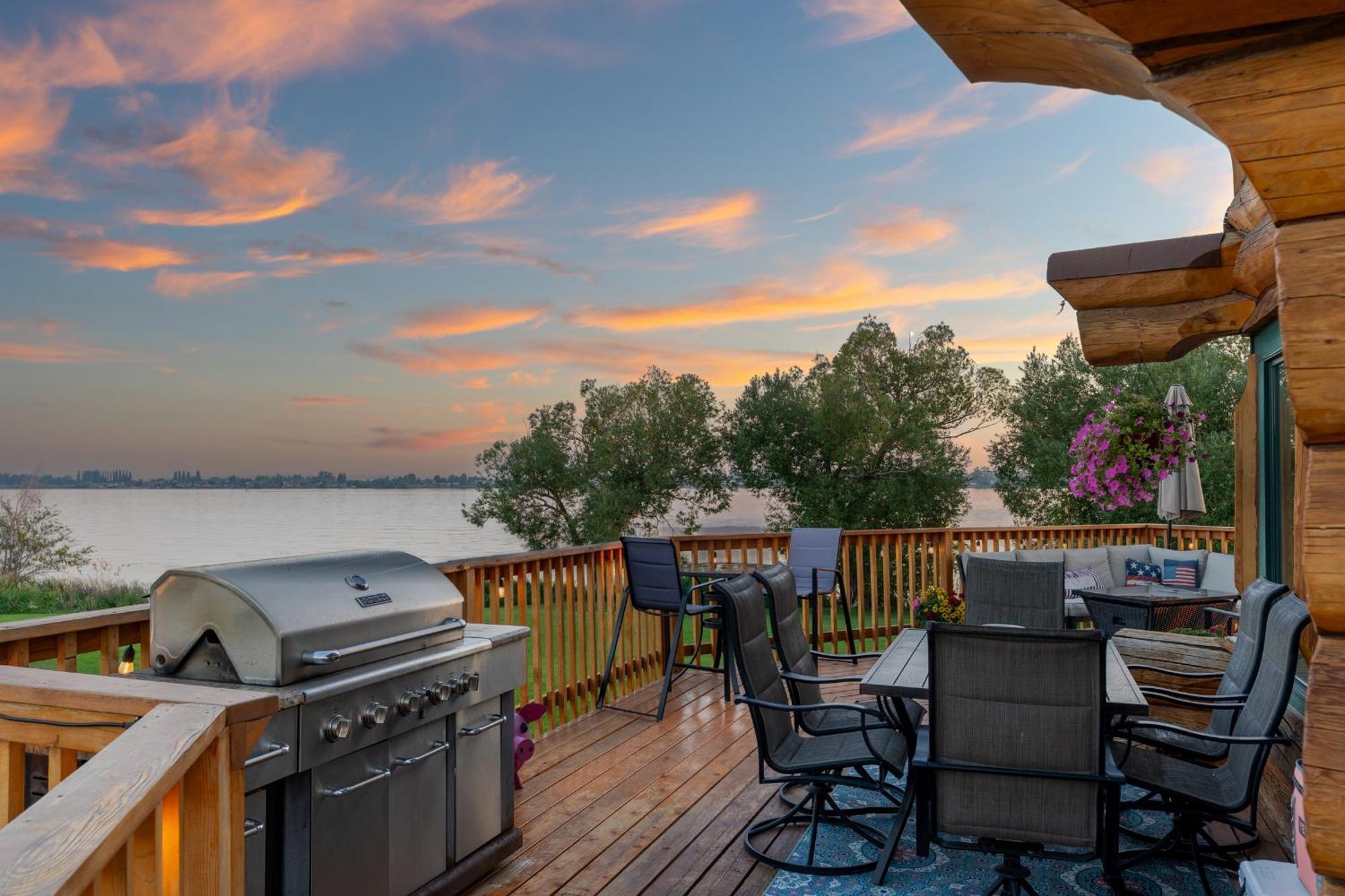 Lakefront Cabin, Hottub, Boat Launch Villa Moses Lake Exterior photo