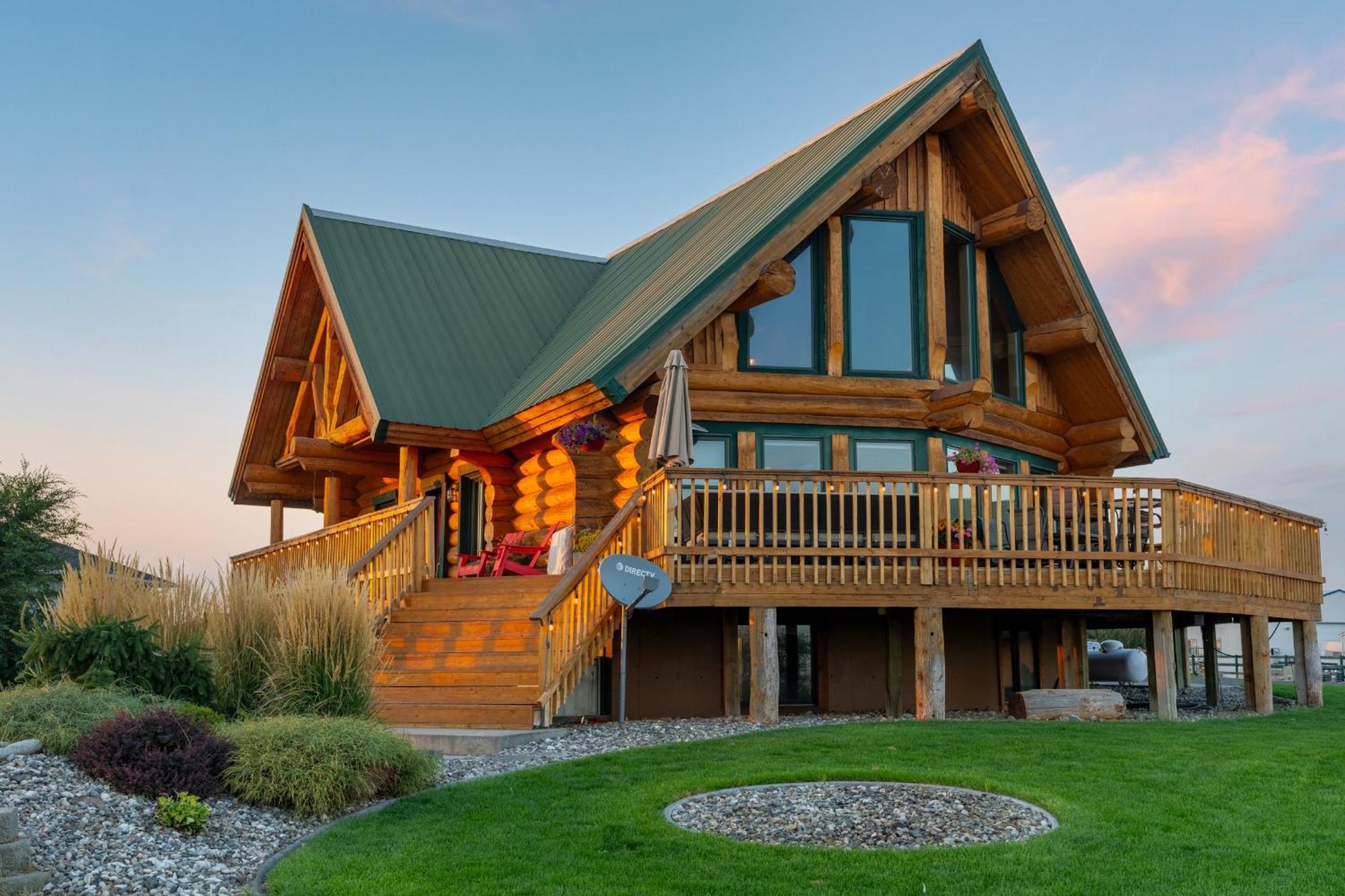 Lakefront Cabin, Hottub, Boat Launch Villa Moses Lake Exterior photo