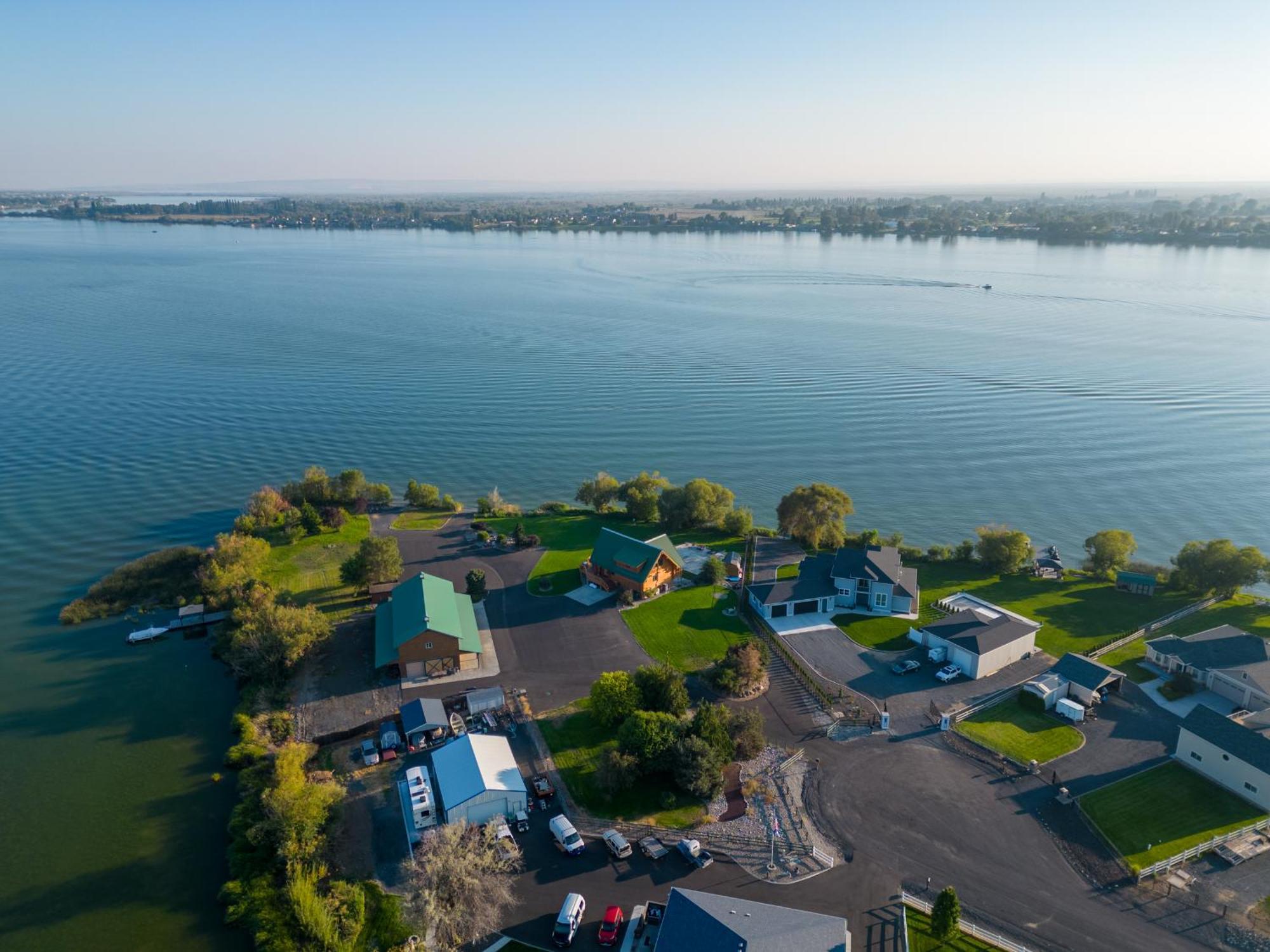 Lakefront Cabin, Hottub, Boat Launch Villa Moses Lake Exterior photo