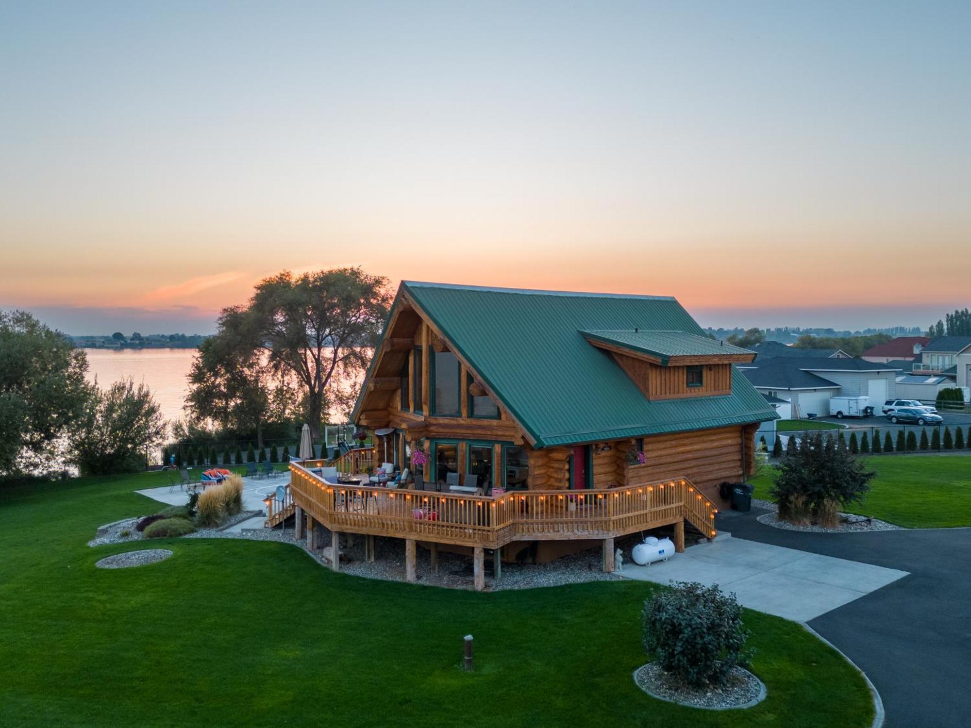 Lakefront Cabin, Hottub, Boat Launch Villa Moses Lake Exterior photo